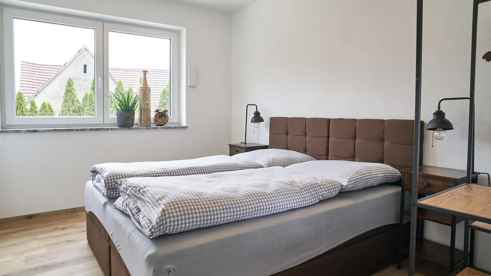 Apartment Ferienwohnungen Auf Der Alten Gaertnerei Guenzburg