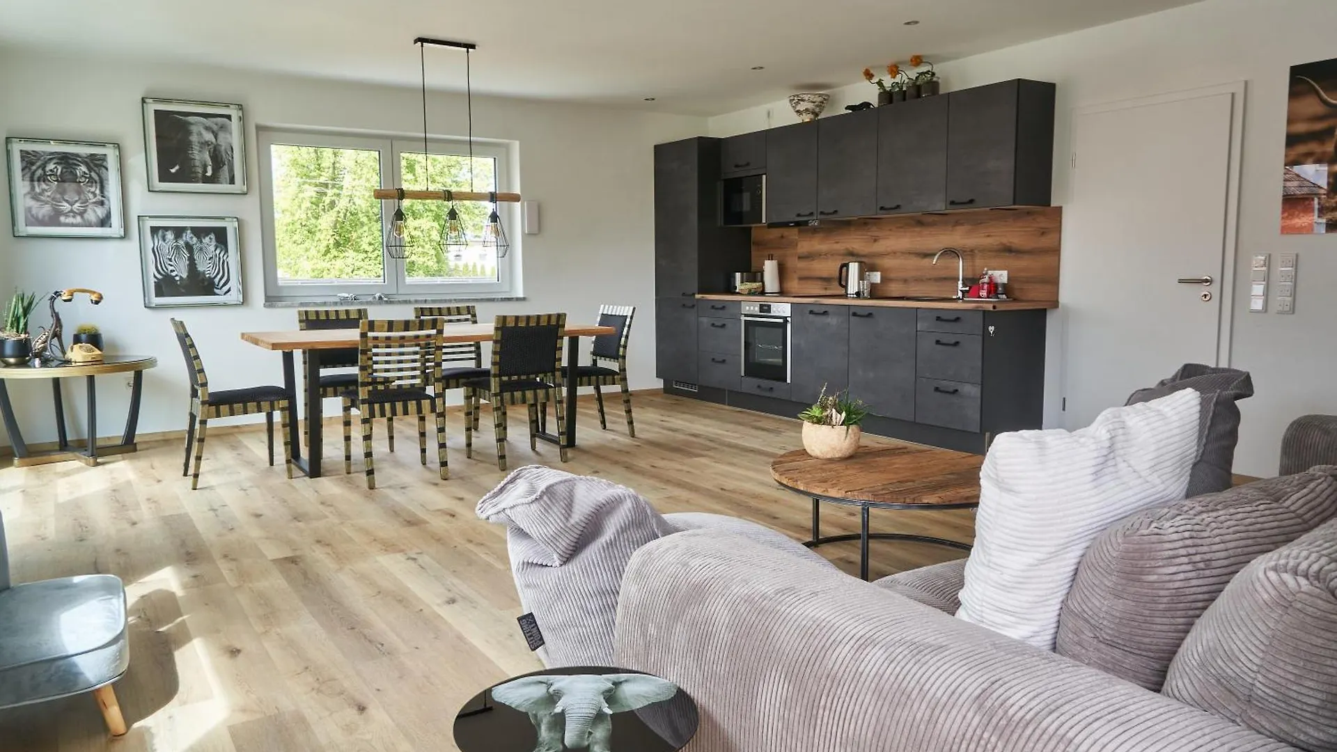 Apartment Ferienwohnungen Auf Der Alten Gaertnerei Guenzburg Germany